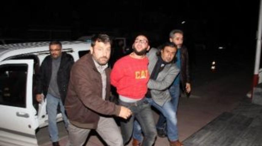 Katil Zanlısı Silahıyla Birlikte Yakalandı