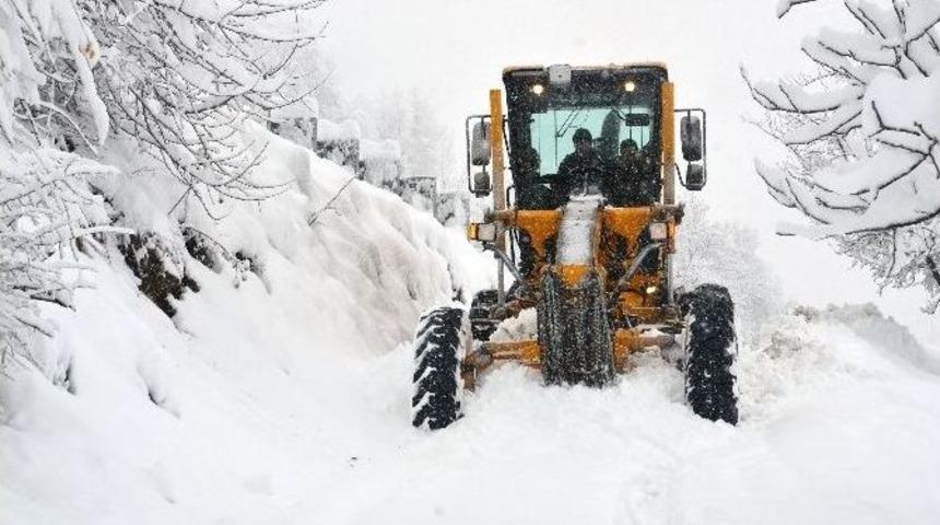 Trabzon’da Karla Mücadele Çalışmaları Başladı