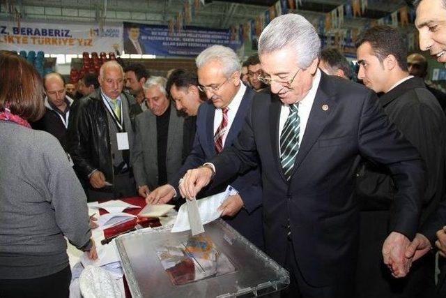 Erzincan Ak Parti Merkez İlçe 5. Kongresinde Tuna Güneş Güven Tazeledi