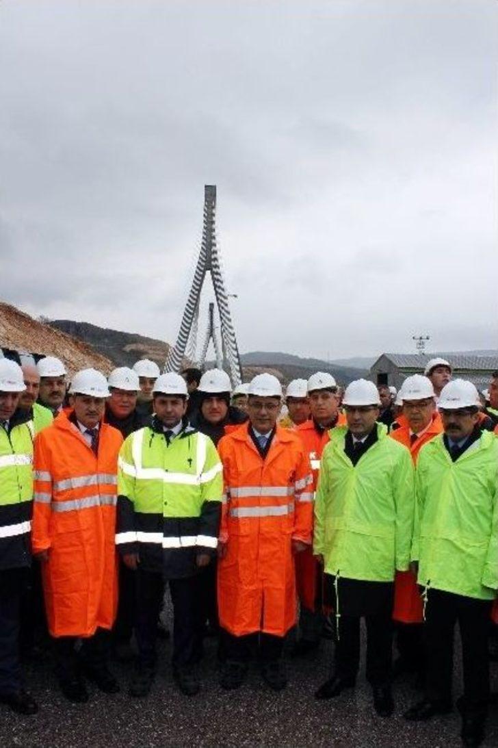 Bakan Elvan, Türkiye’nin 3. Büyük Köprüsünde İnceleme Yaptı G4