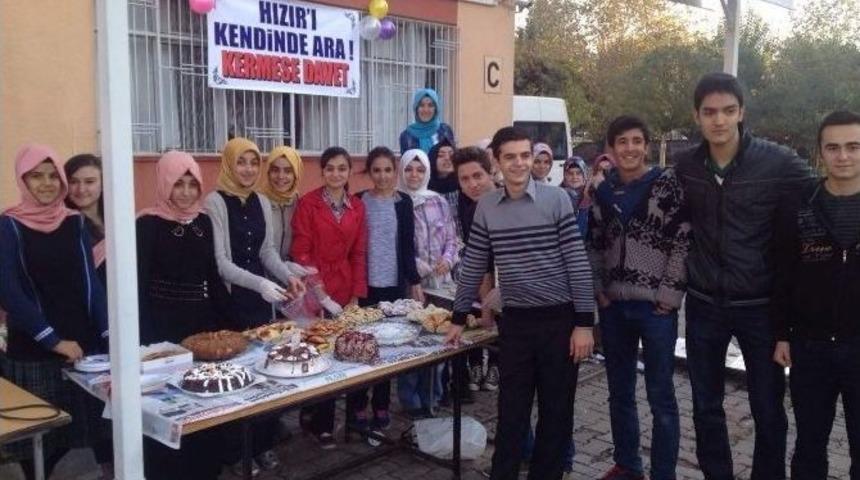 &Ouml;ğrencilerin &Ouml;rnek Davranışı