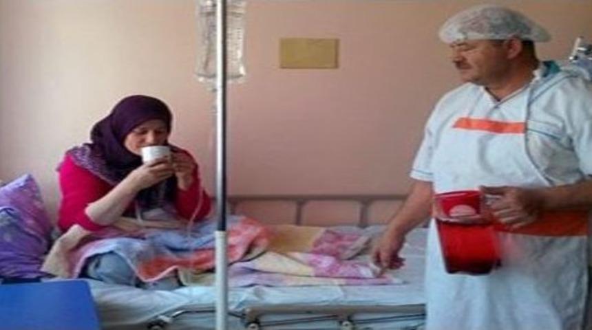 &Ccedil;ekerek Devlet Hastanesi Doğum Yapan Annelere &ldquo;lohusa Şerbeti&rdquo; İkram Ediyor