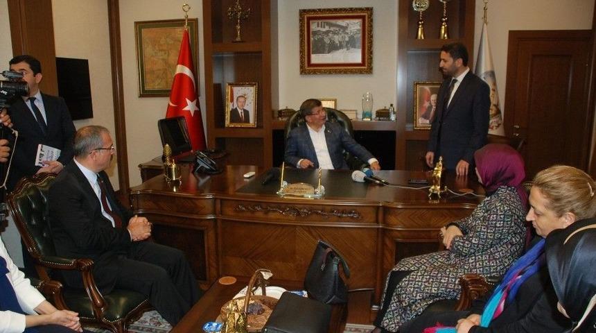 Eski Başbakan Davutoğlu&rsquo;nun Tokat Temasları