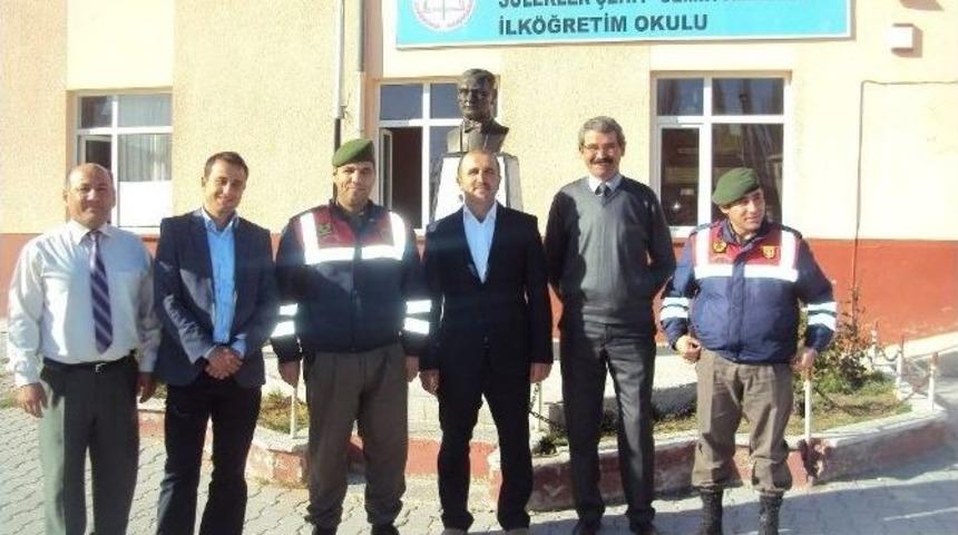 Korkuteli&rsquo;nde "komşu Kollama Projesi" Devam Ediyor