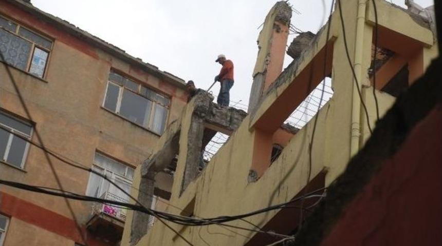 İnşaatta Tehlikeli &Ccedil;alışma