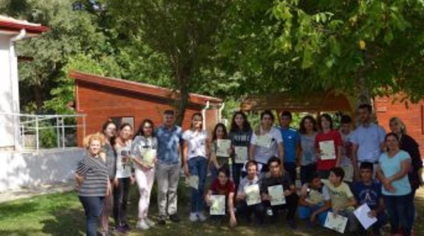 221 &Ouml;ğrenci &rsquo;tabiat Kaşifi&rsquo; Sertifikası Aldı