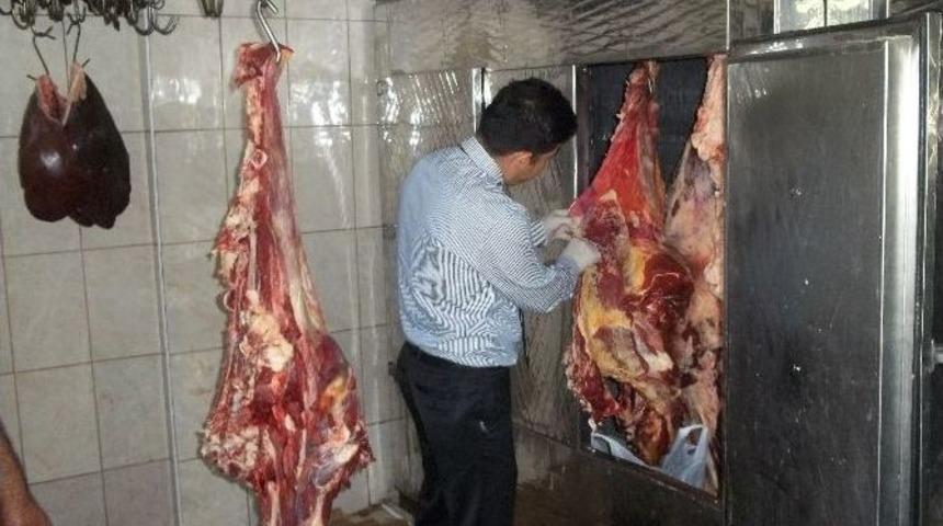 Tarsus&rsquo;ta Kasap Ve Lokantalar Denetlendi