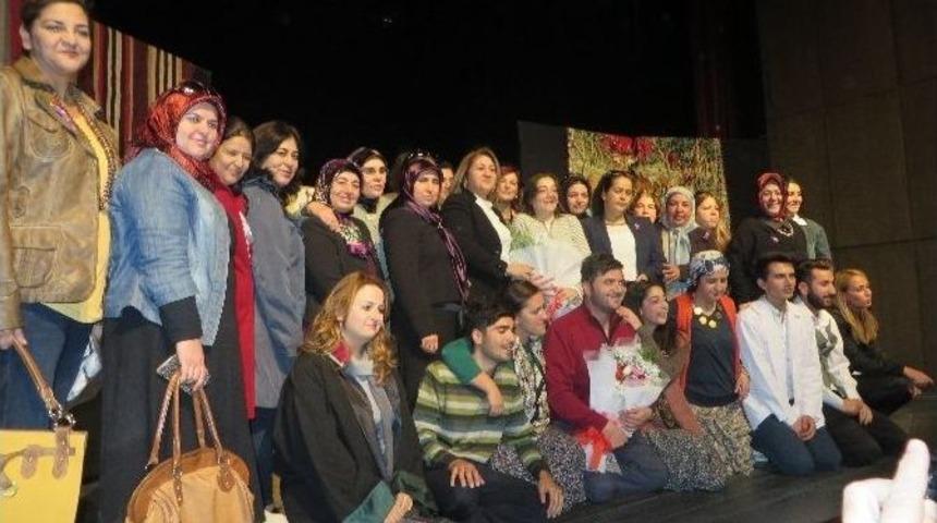 Kadına Y&ouml;nelik Şiddetle M&uuml;cadele G&uuml;n&uuml;...