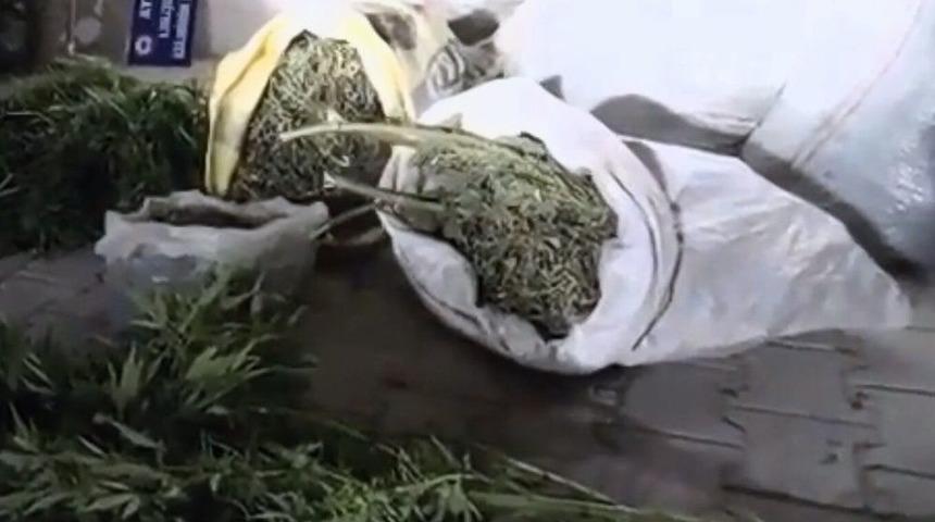 Borcunu &Ouml;demek İ&ccedil;in Uyuşturucu Satışına Başlamış