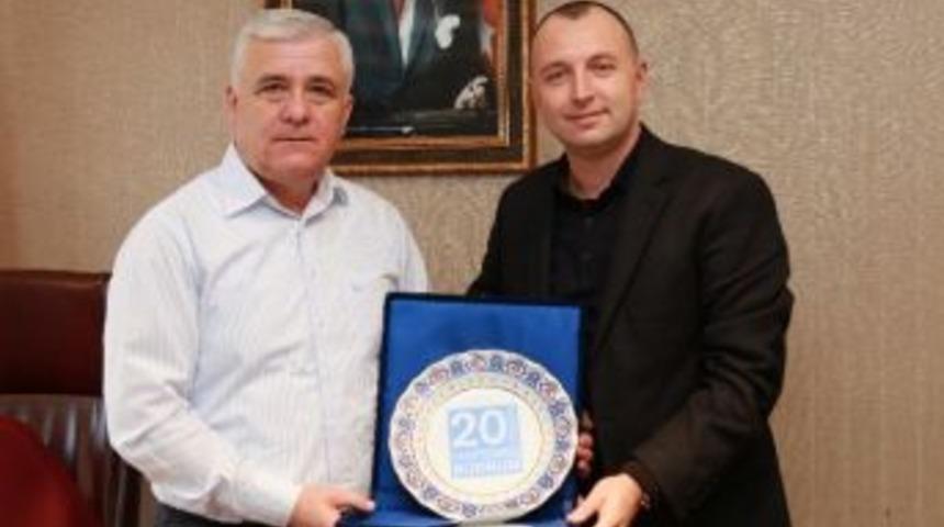 Otel M&uuml;d&uuml;r&uuml;nden Başkan Yardımcısı Altındağ&rsquo;a Teşekk&uuml;r