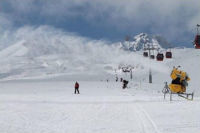 Erciyes Sezona Bomba Gibi Girdi 1