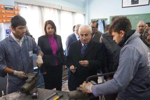 Su&ccedil;a S&uuml;reklenen &Ccedil;ocuklara Meslek Edindirme Kursu 2