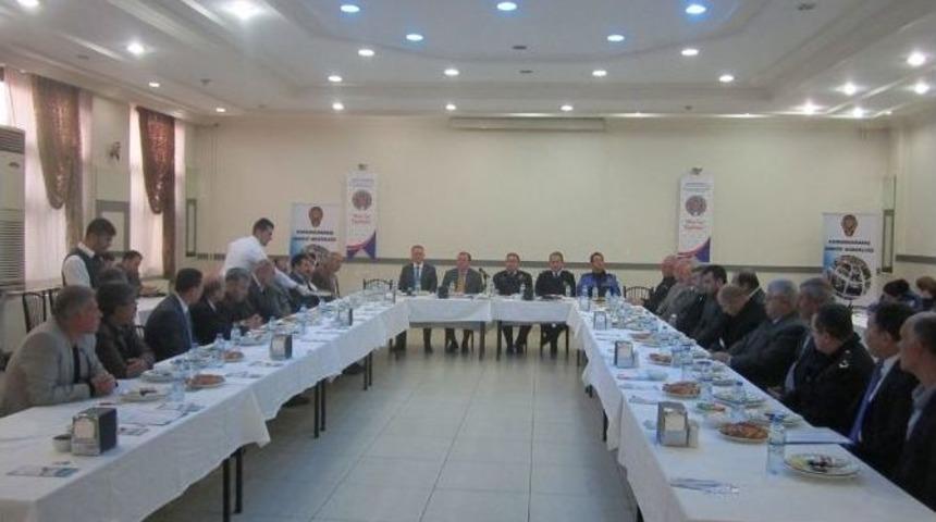 Emniyet M&uuml;d&uuml;r&uuml; Adalar Muhtarlarla Buluştu