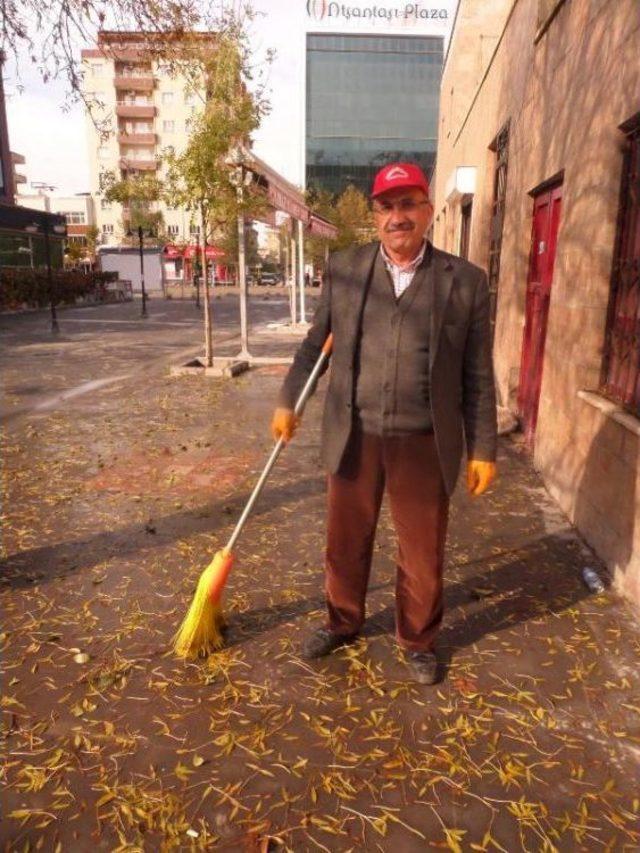 AYNI BELEDİYEDE OĞLU BAŞKAN YARDIMCISI, BABA TEMİZLİK GÖREVLİSİ