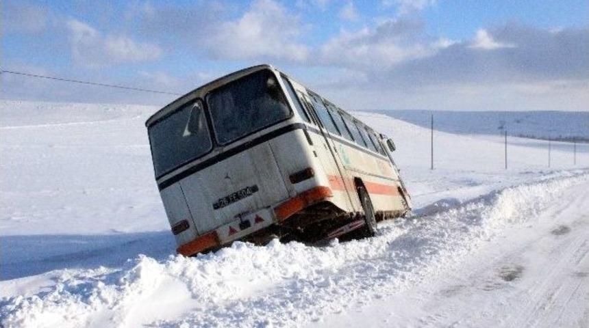 Eskişehir&rsquo;de &Ouml;ğretmenler Mahsur Kaldı