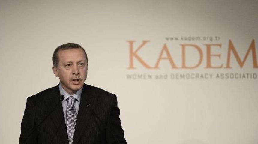 Cumhurbaşkanı Erdoğan: &ldquo;anacığımın Ayağının Altını &Ouml;perdim&rdquo;