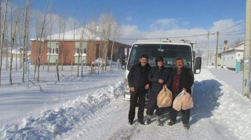 Han Belediyesi&rsquo;nden Yollarda Mahsur Kalanlara Yardım Eli