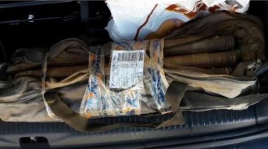 G&uuml;r&uuml;n&rsquo;de Defineciler Jandarmaya Yakalandı