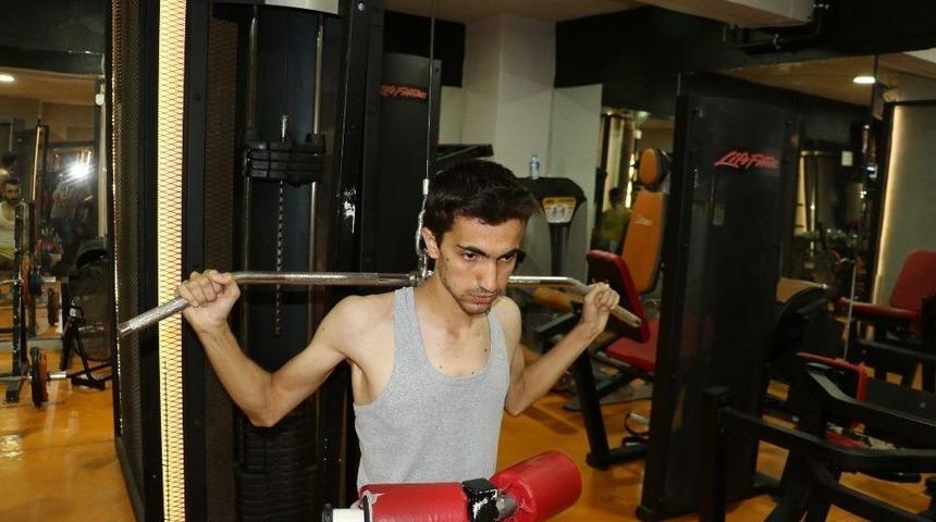 Engeli, Hayalini Engelleyemedi