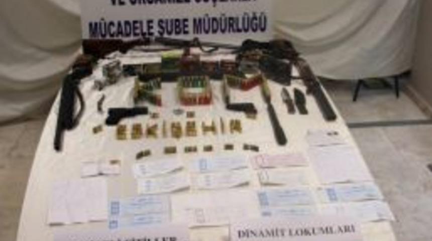 Yakalanan Şahısların Evlerinden Cephane &Ccedil;ıktı