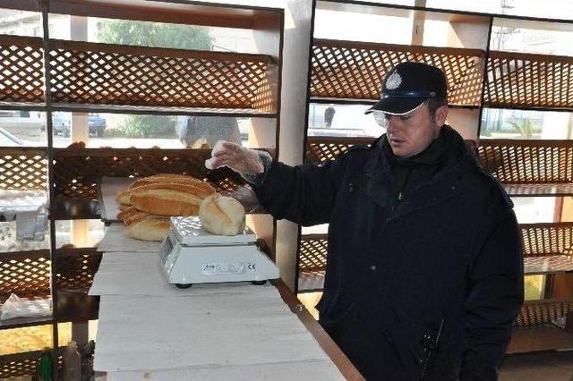 Edremit’te Fırınlar Denetlendi