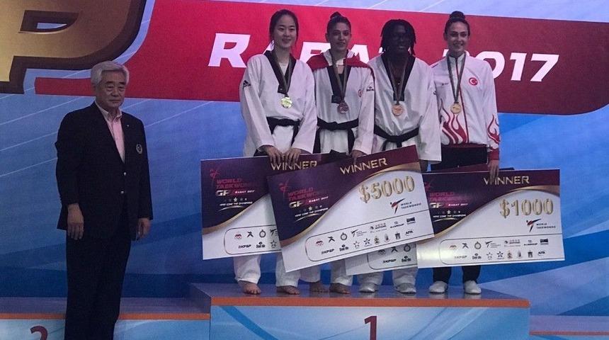 Nur&rsquo;dan Altın, İrem&rsquo;den Bronz Madalya