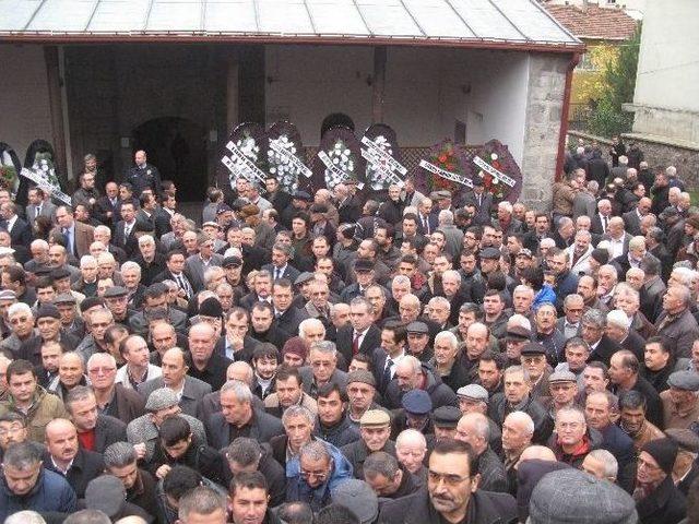 Niksar Tso Başkanı Şöhretoğlu Toprağa Verildi