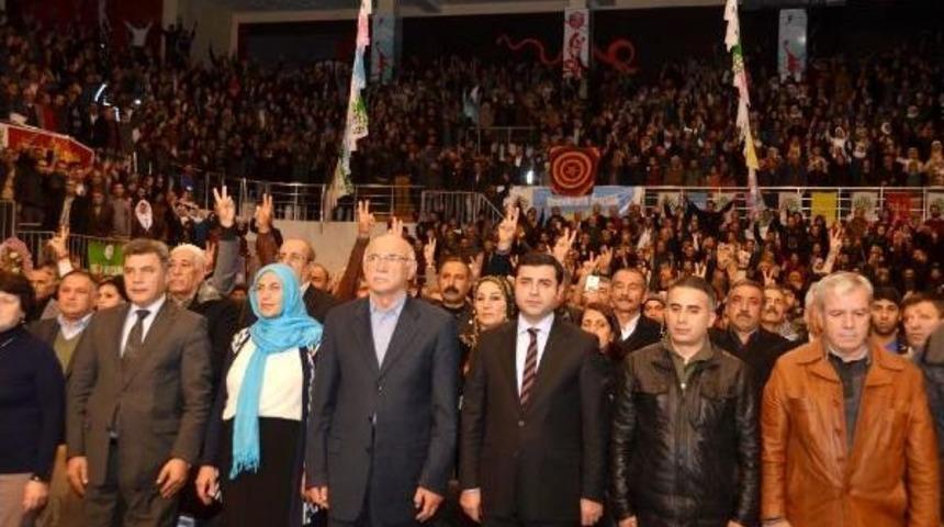 Demirtaş: Asgari &Uuml;cretlinin, Erdoğan'ın Su Bardağı Kadar Kıymeti Yok