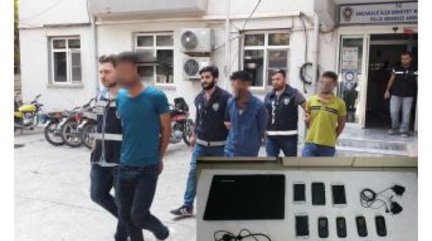 Ak&ccedil;akale&rsquo;de Dolandırıcı Operasyonu: 3 Tutuklama
