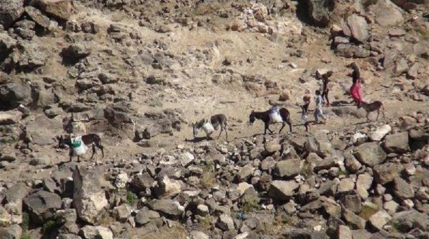 Kars'ın Susuz K&ouml;y&uuml;nde Zorlu Yaşam