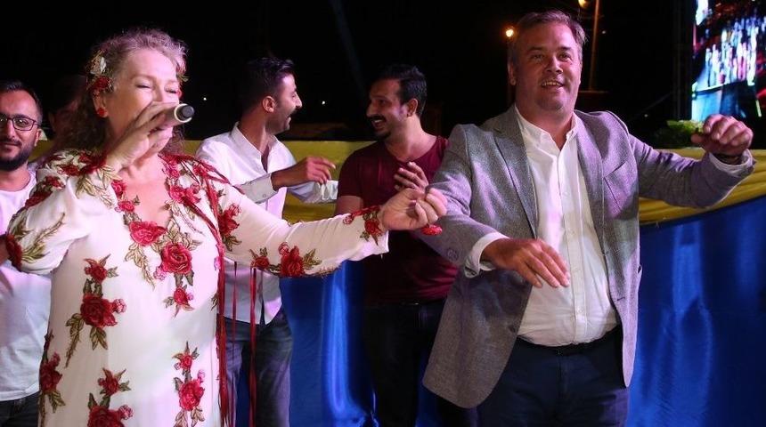 Buca&rsquo;da Balkan R&uuml;zgarı Esiyor