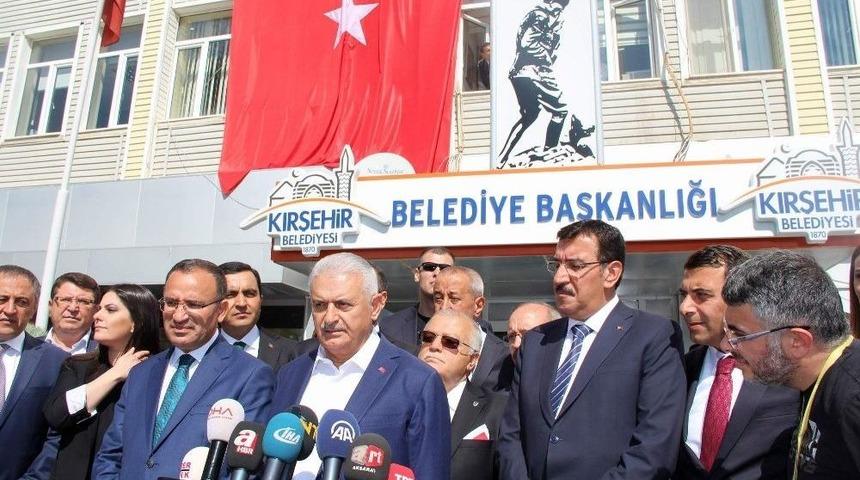 Başbakan Yıldırım: "referandum İle İlgili Siyasi, Ekonomik, G&uuml;venlik Boyutu Olacak"