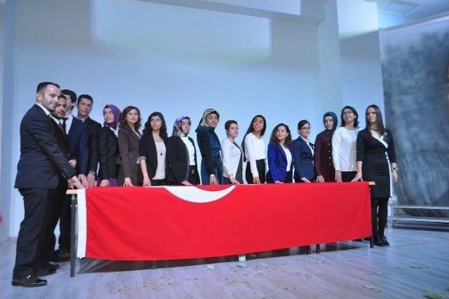 Demirci&rsquo;de &Ouml;ğretmenler G&uuml;n&uuml; Kutlandı 1