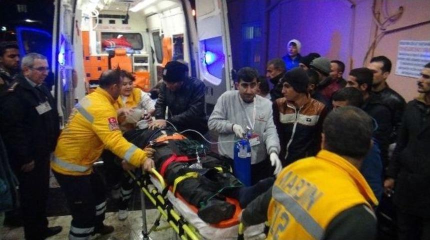 Nusaybin&rsquo;de Trafik Kazası: 1 &Ouml;l&uuml; 5 Yaralı