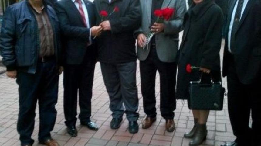 &Ouml;ren Ve Bacıoğlu, &Ouml;ğretmenleri Unutmadı