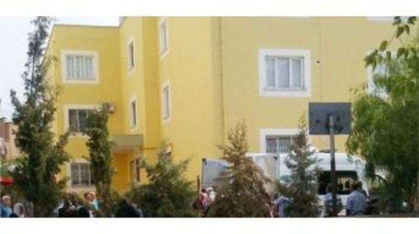 3. Kattan D&uuml;şen &Ccedil;ocuk Hayatını Kaybetti