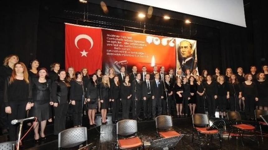 24 Kasım &Ouml;ğretmenler G&uuml;n&uuml; Trabzon&rsquo;da Kutlandı