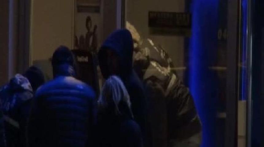 Esenyurt'ta Banka Şubesi &Ouml;n&uuml;nde Patlama