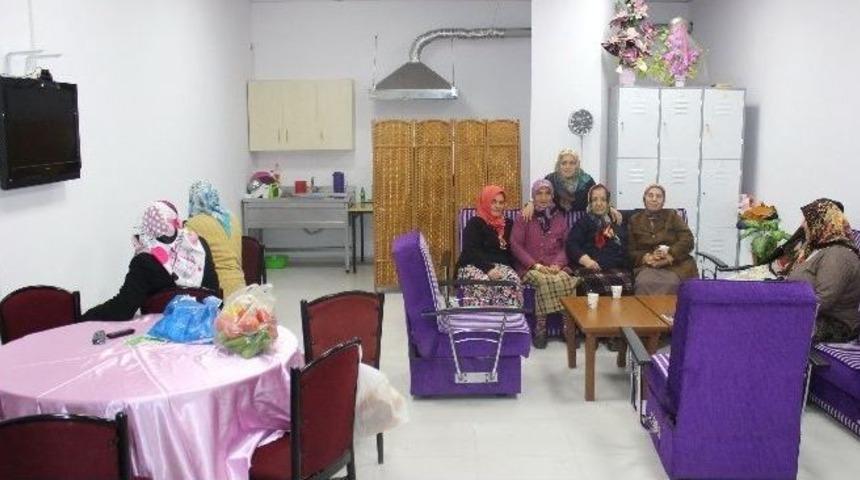 Tekkek&ouml;y Belediyesi Kadınlar Lokali A&ccedil;ıldı