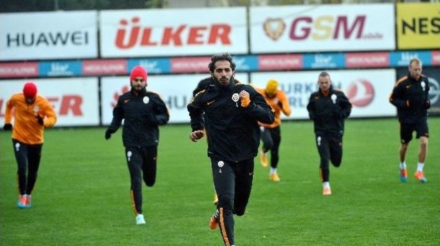 Dzemaili Ve Hakan Balta Takımdan Ayrı &Ccedil;alıştı