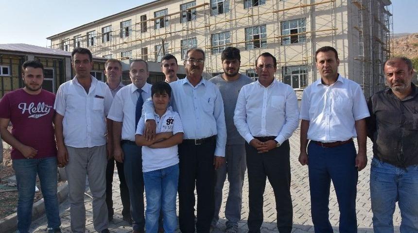 Narince K&ouml;y&uuml;ne &Ccedil;ok Programlı Lise Yapılıyor