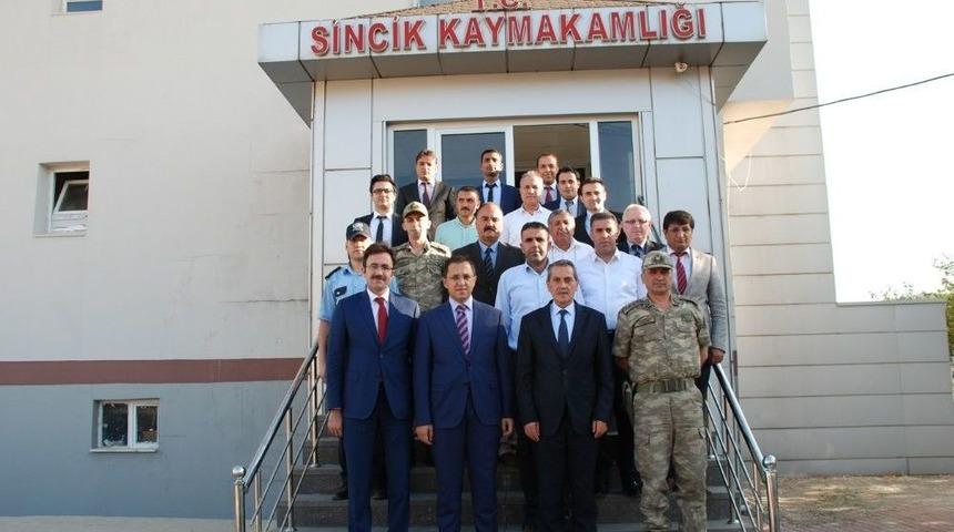Vali Kalkancı&rsquo;dan Sincik İl&ccedil;esine Ziyaret