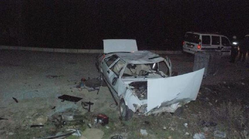 Hurdaya D&ouml;nen Otomobilden Sağ Kurtuldu