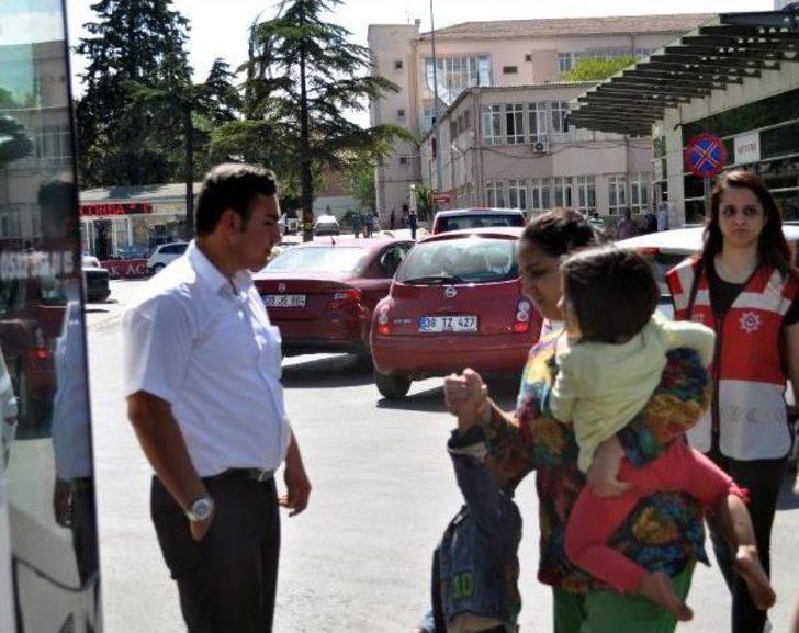 Kaçak Suriyeliler, Kayseri'ye Getirildi