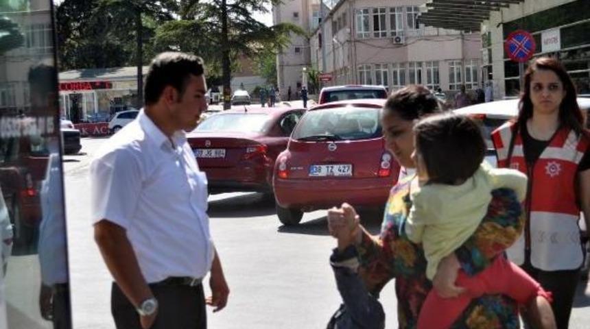 Ka&ccedil;ak Suriyeliler, Kayseri'ye Getirildi