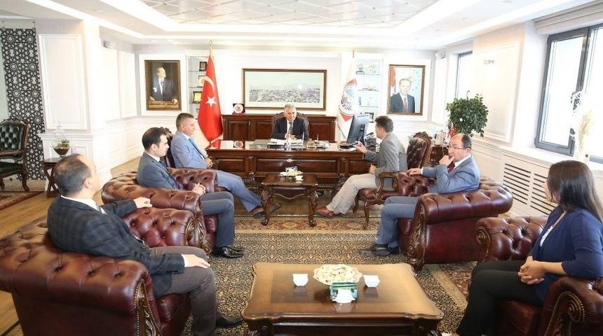 Kansere Karşı Birlik Derneği (kanka) &Uuml;yeleri Melikgazi Belediyesini Ziyaret Etti