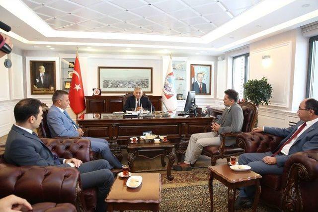 Kansere Karşı Birlik Derneği (kanka) &Uuml;yeleri Melikgazi Belediyesini Ziyaret Etti 1