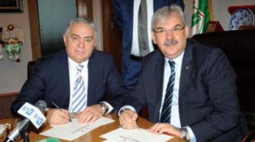 BURSASPOR'LA PRİSTİNE KARDEŞ KUL&Uuml;P