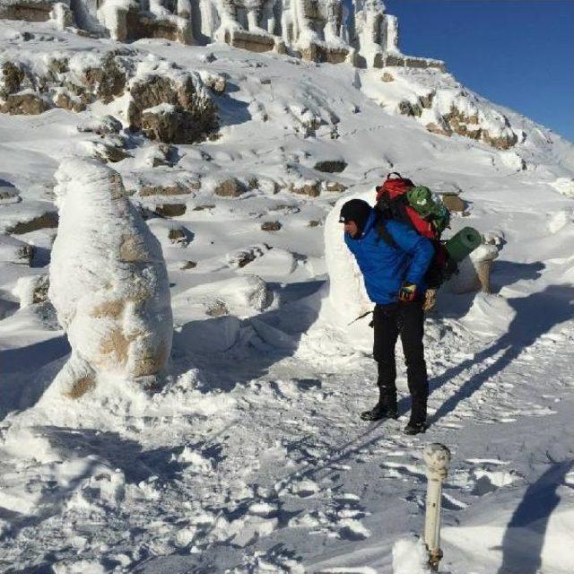 Adıyamanlı 3 Dağcı Geceyi Nemrut'ta Geçirdi