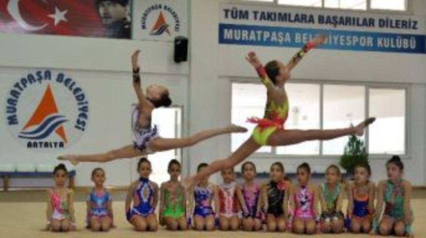 Muratpaşalı Cimnastik&ccedil;ilerın Hedefi Federasyon Kupası